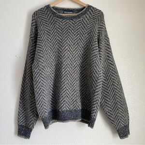 Vintage Van Heusen chevron pattern crewneck knitted pullover sweater wool blend